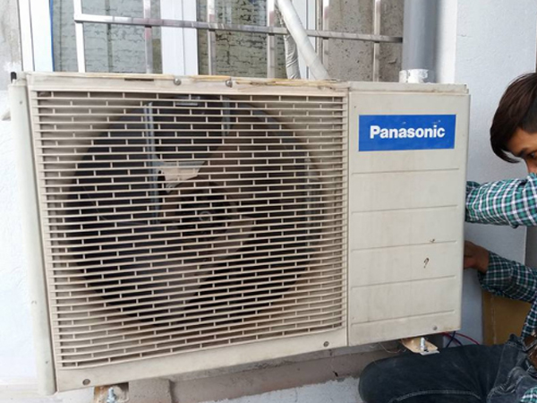 Vệ Sinh, Lắp Đặt, Bảo Trì, sửa chữa Máy Lạnh Uy Tín, Tiết Kiệm, Giá Rẻ Điện Máy Xanh Biên Hoà