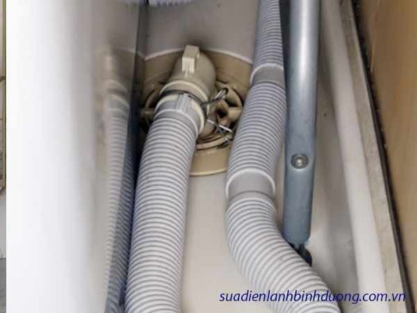 Dịch Vụ Vệ Sinh Ống Nước, Ống xả Máy Giặt tại Đồng Nai của Điện Lạnh Kim Phát